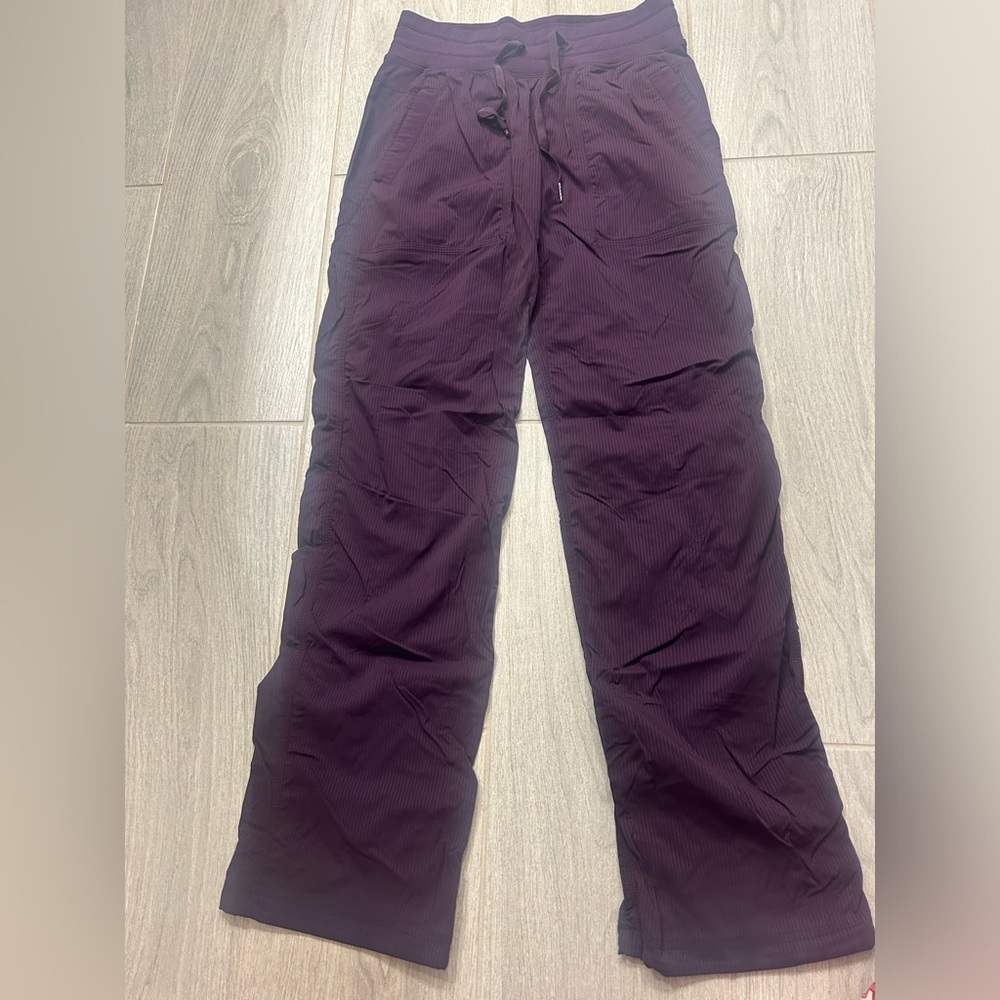 Lululemon purple dance pants size 4 regular
